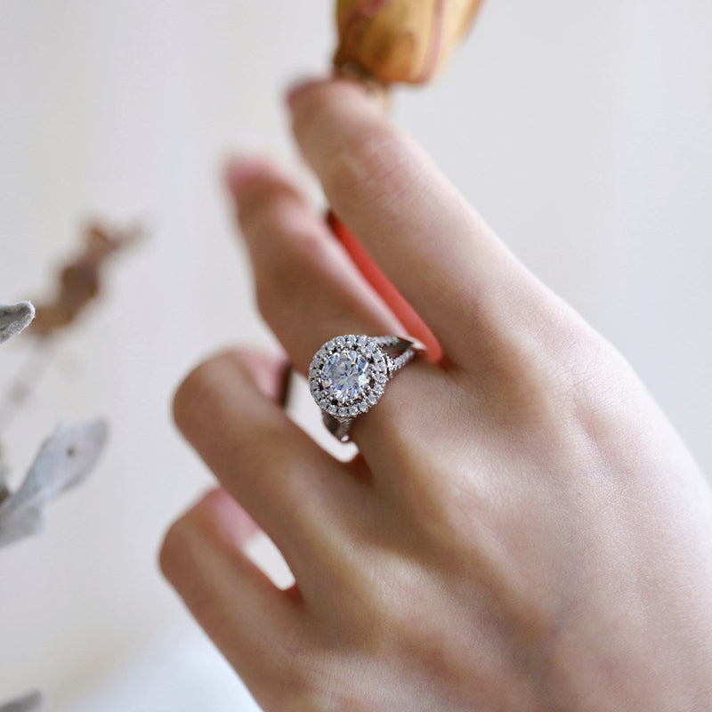 Adjustable Round Stone Ring