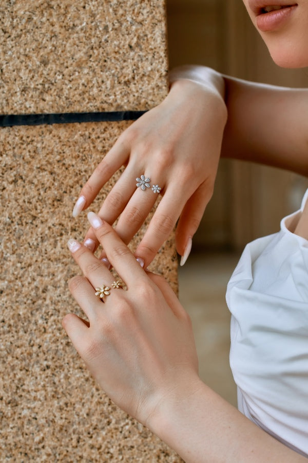 Adjustable Open Flower Ring