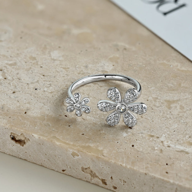 Adjustable Open Flower Ring