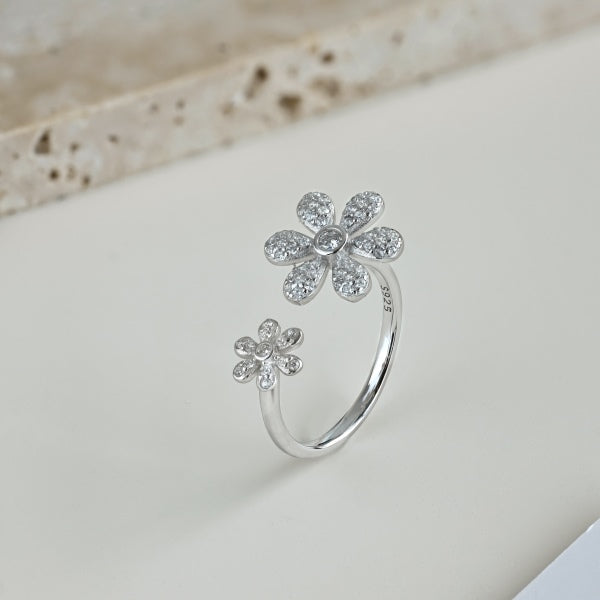 Adjustable Open Flower Ring