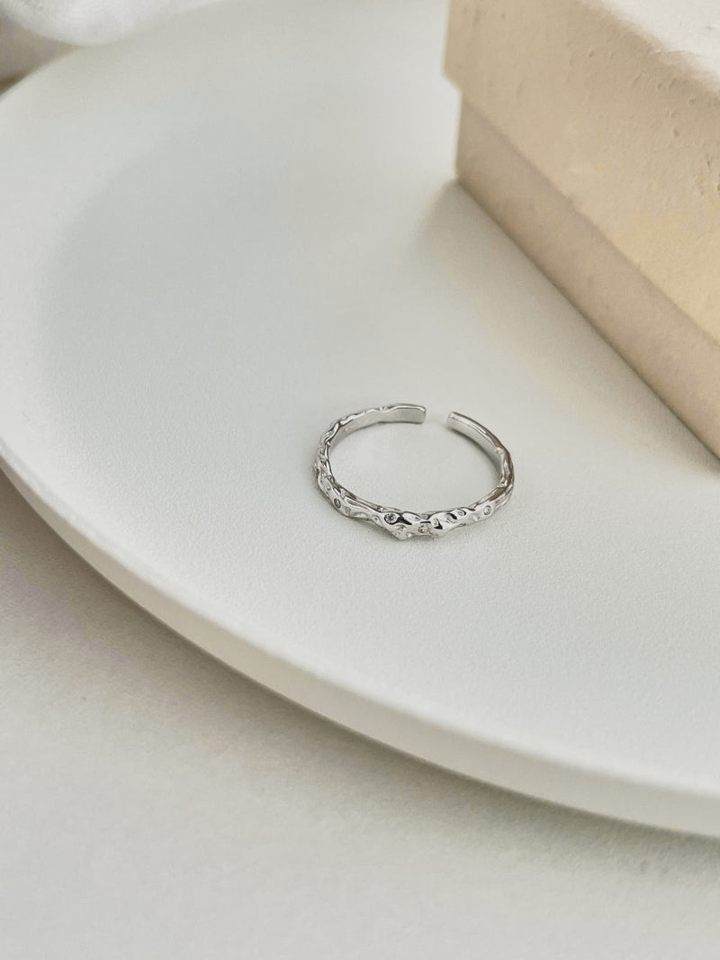 Adjustable Irregular Burned Rings