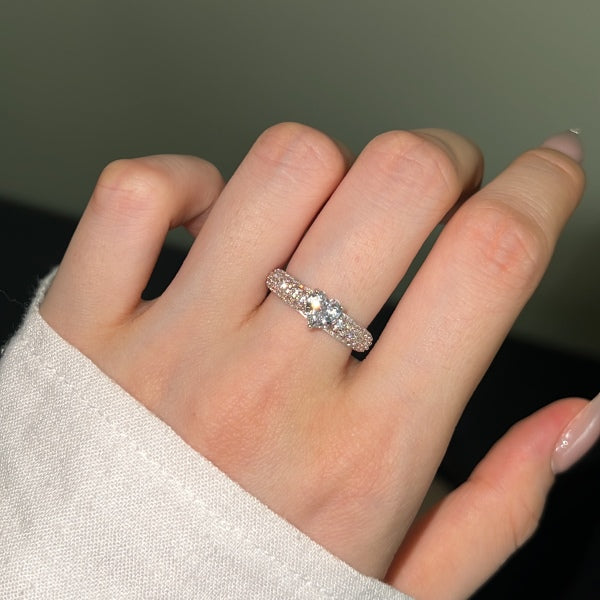 Classic Heart Sparkling Ring